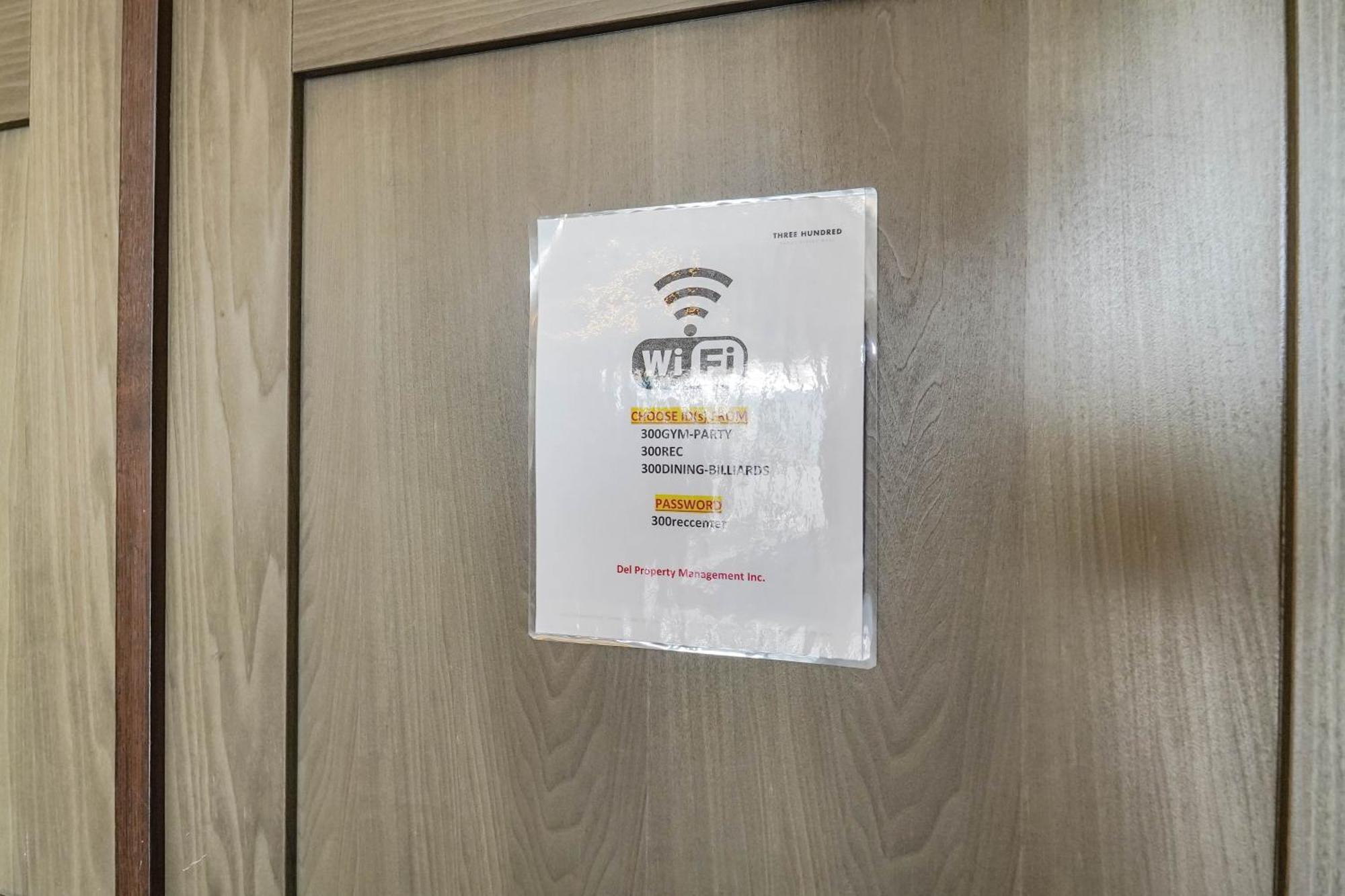 Chol Furnished Suites Heart Of Downtown Toronto, 2 Beds, Free Parking, Cn Tower View 외부 사진
